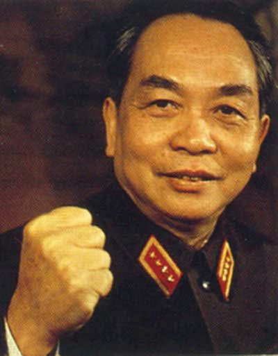 Đại tướng Võ Nguyên Giáp, Điện Biên Phủ, quyết định, khó khăn, đánh Pháp, chiến thuật, nghệ thuật quân sự
