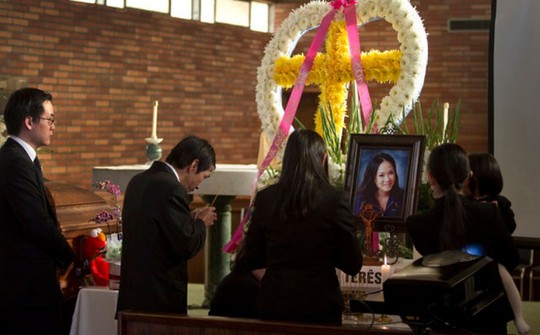 Tang lễ của Kim Pham diễn ra hôm 28-1. Ảnh: Los Angeles Times