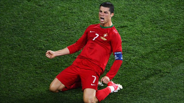  Tư chất thủ lĩnh của Ronaldo đã được kiểm chứng trong màu áo ĐT BĐN