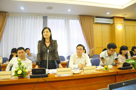  Bà Nguyễn Thị Tố Hằng trả lời tại buổi họp báo Bộ Tư pháp