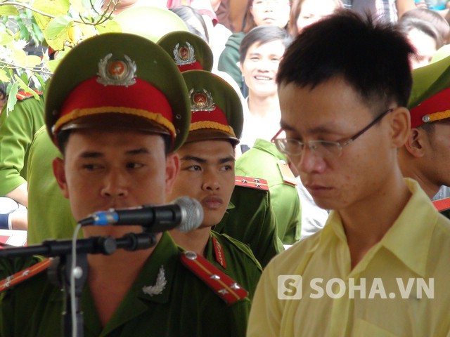 Bị cáo Phan Minh Tuấn tại phiên tòa
