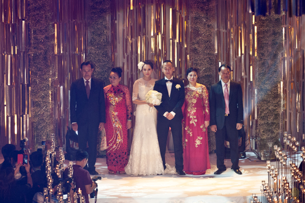 Ngọc Thạch và gia đình hai bên trong lễ thành hôn