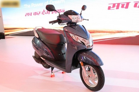  Honda Acitva 125 vừa ra mắt tại Ấn Độ.