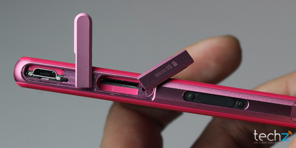 Trên tay Sony Xperia Z1 Compact Hồng: Nhỏ gọn, nữ tính, mạnh mẽ