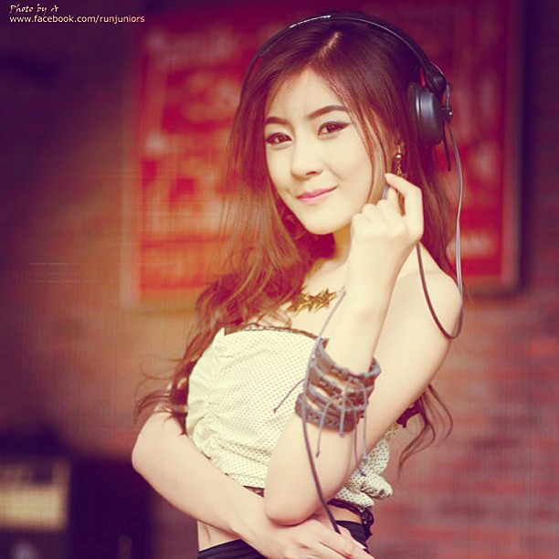 Nhan Sắc Bốc Lửa Của Nữ Dj Thái Lan