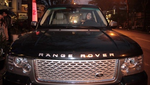 Chiếc xe Range Rover của Bảo Phương
