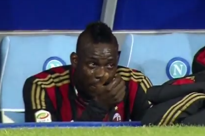 Không ai biết chính xác vì sao Balotelli lại khóc