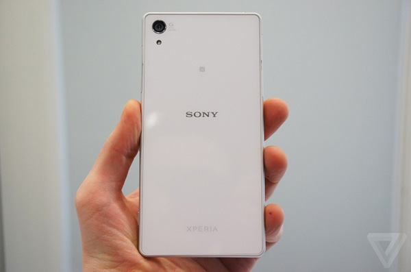 trên tay Sony Xperia Z2 