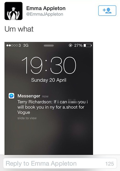 Bức ảnh chụp tin nhắn gạ gẫm của nhiếp ảnh gia Terry.