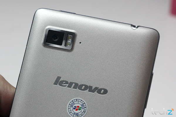 Trên tay K910L Vibe Z: Smartphone cao cấp nhất của Lenovo