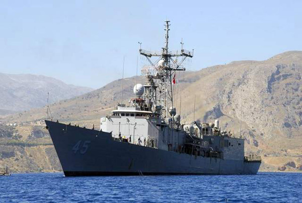  	Hộ tống hạm De Wert, thuộc lớp tàu Oliver Hazard Perry, nằm trong số 7 	chiếc về hưu năm nay, sẽ được bán cho hải quân nước ngoài - Ảnh: Hải 	quân Mỹ