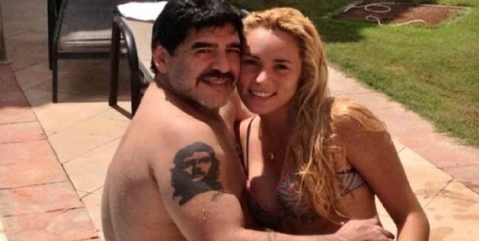 Bạn gái hiện tại của Maradona, Rocio Oliva, cũng là dân giang hồ chính hiệu, từng bán ma túy