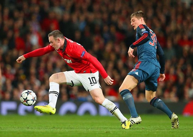 Rooney là cái tên mới nhất của Man United bị chấn thương