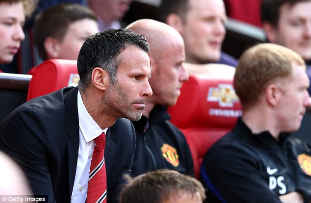 Ryan Giggs bất lực