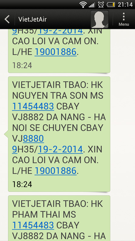 Tin nhắn của hãng hàng không VietJet Air gửi khách hàng thông báo chuyển sang chuyến bay khác khởi hành vào 2 ngày sau