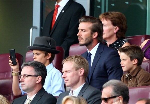 Beckham gửi gắm 2 quý tử vào lò đào tạo Arsenal 3