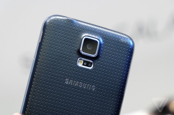 Galaxy S5 sẽ có mức giá 