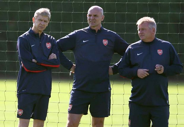 
	Arsenal ký gia hạn hợp đồng với các trợ lý của HLV Wenger