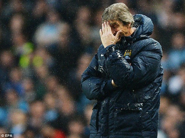 HLV Pellegrini tỏ ra vô cùng kinh nghiệm trong mùa đầu ở Premier League