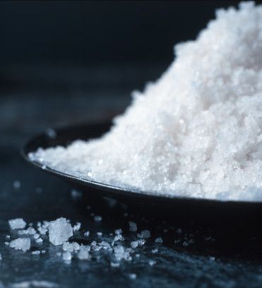 14 vấn đề sức khỏe hay gặp có thể chữa đơn giản chỉ bằng muối