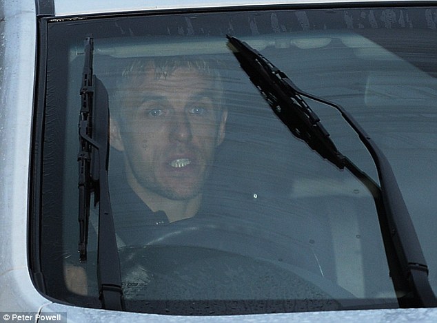 Phil Neville có nhiều ưu tư