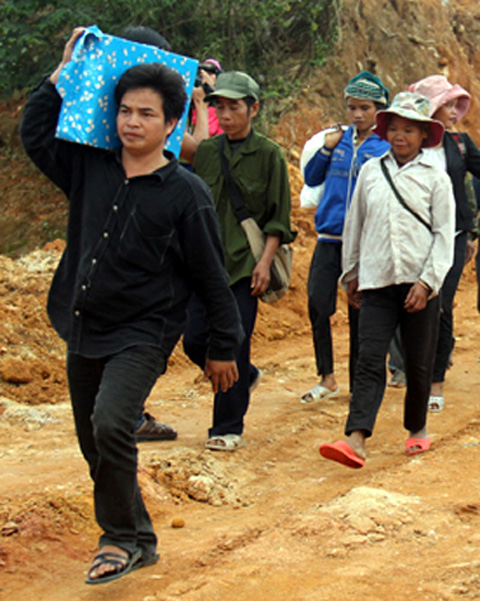 mua-cây, cửu-phẩm, 4-tỷ, Tàng-Keangnam, chứng-khoán, mua-vàng, sới-bạc, đại-gia