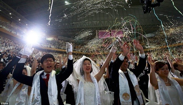5.000 người cưới tập thể tại Hàn Quốc 9