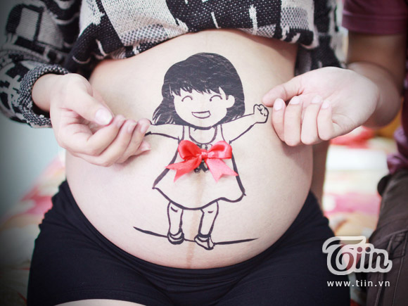 Bộ ảnh về quá trình lớn lên của bé vẽ trên bụng bầu