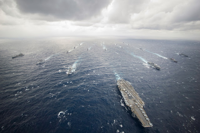 Tàu sân bay USS George Washington của Hải quân Mỹ tham gia cuộc tập trận AnnualEx 2013.