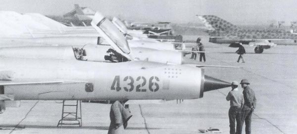 Những chiếc MiG-21PF chuyển giao cho Việt Nam không được trang bị pháo làm ảnh hưởng không nhỏ đến hiệu quả tác chiến.