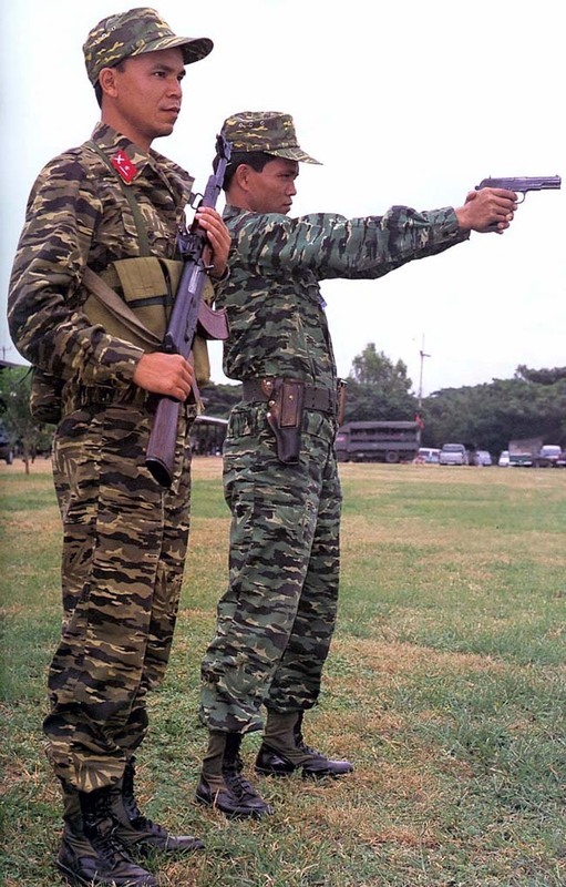 Quân phục ngụy trang cũ của Quân đội nhân dân Việt Nam