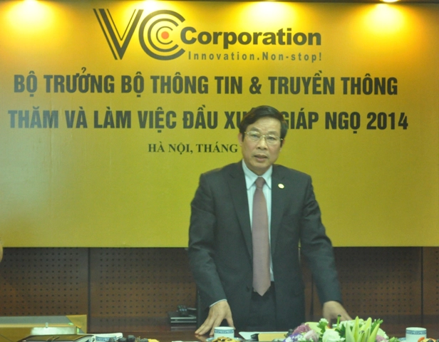 Bộ trưởng Bộ Thông tin & Truyền thông Nguyễn Bắc Son trong buổi làm việc tại VCCorp (Ảnh: Tuấn Nam)