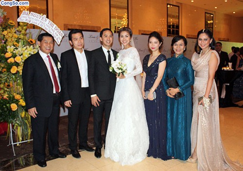 Đám cưới gây xôn xao của vợ chồng Hà Tăng.