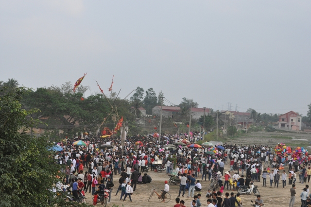Một góc hội Đả Cầu Cướp Phết tại xã Bàn Giản (huyện Lập Thạch - tỉnh Vĩnh Phúc) năm 2014.