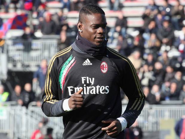 Balotelli đang thuộc biên chế Milan