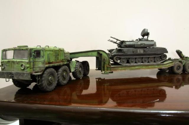 Sau 9 tháng ròng rã, cuối cùng bộ tăng T-62 và xe kéo Maz-537 đã được hoàn thành