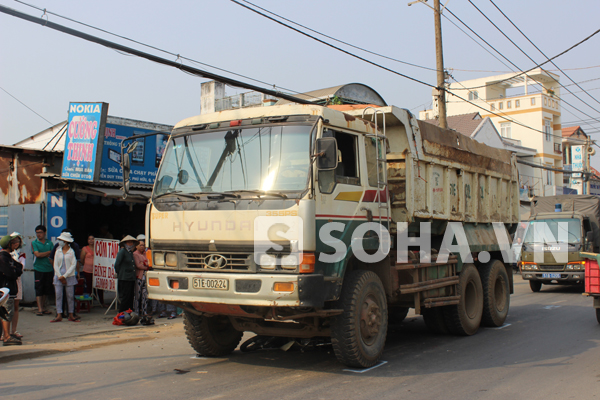 Hiện trường vụ tai nạn thương tâm