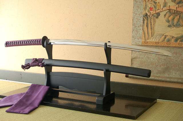 Otenta, một Thiên hạ đệ nhất kiếm của Nhật Bản, từng là kho báu của Mạc phủ Ashigaka. 