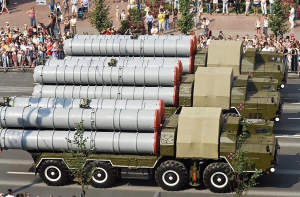 Không quân Nga sẽ đối phó thế nào với tên lửa phòng không tầm xa S-300PS của Ukraine.