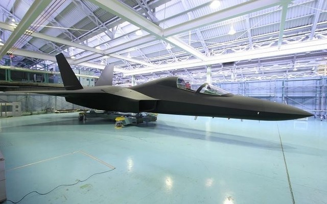 Nguyên mẫu máy bay ATD-X của Nhật Bản