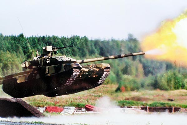 T-90 là lựa chọn hợp lý để nâng cao sức mạnh tác chiến cho lực lượng tăng thiết giáp già cỗi của Việt Nam.