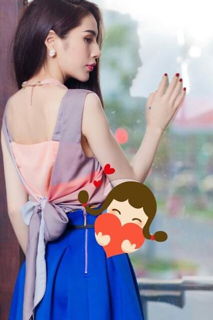 Cô cũng là một trong những bà mẹ sớm lấy lại vóc dáng sau khi sinh.