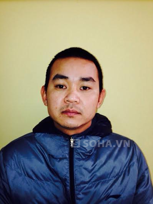 ối tượng Lê Việt Hòa, người đã giấu khẩu súng dưới gầm ghế taxi