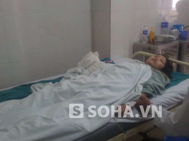 Nạn nhân Tào Thị Vân đang điều trị tại Bệnh viện E