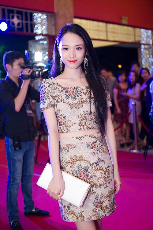 Hoa hậu Trương Hồ Phương Nga từng xinh đẹp như thế - Ảnh 9.