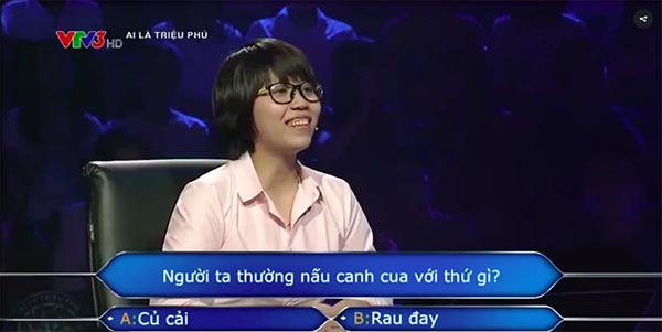 Mới 2 câu hỏi đầu tiên, MC Lại Văn Sâm đã choáng với người chơi - Ảnh 2.