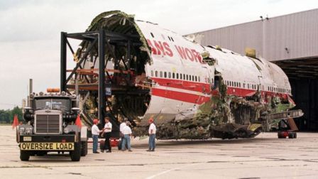 6 vụ mất tích, tai nạn máy bay bí ẩn 60 năm qua - Ảnh 3.