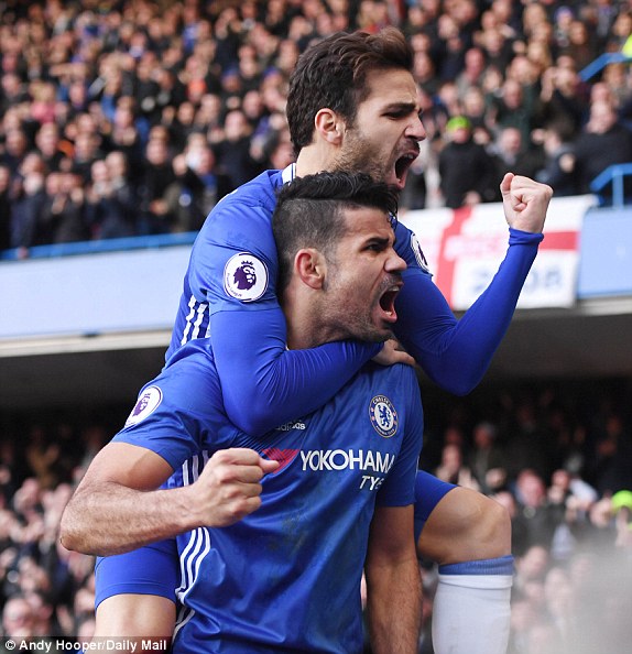Diego Costa tỏa sáng, đưa Chelsea trở lại nóc nhà Premier League - Ảnh 1.