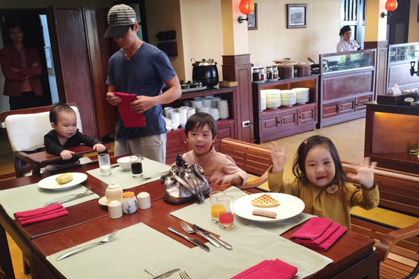 Cuộc sống sang chảnh của c&aacute;c nh&oacute;c tỳ nh&agrave; L&yacute; Hải - Minh H&agrave; - Ảnh 10.