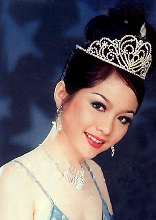 Bí ẩn cuộc sống mỹ nhân Việt 2 lần đăng quang Hoa hậu  - Ảnh 2.
